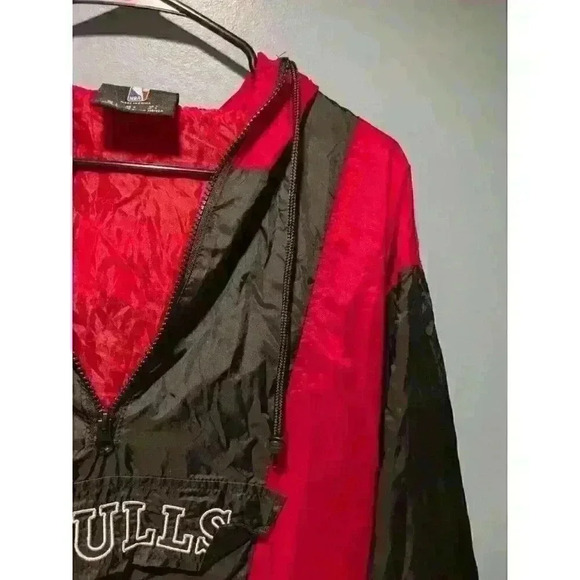 Chicago Bulls NBA 1/4 Zip Wind Breaker Hooded Jacket Large - Picture 9 of 9